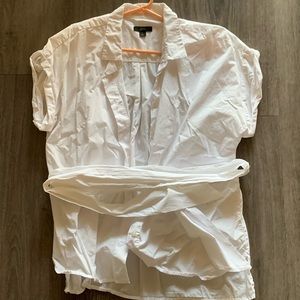 J. crew short sleeved button down with sash. Size L.